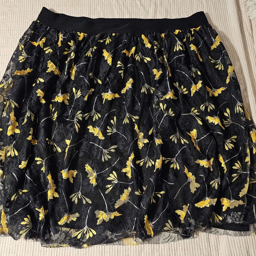 Cato tulle overlay plus size skirt